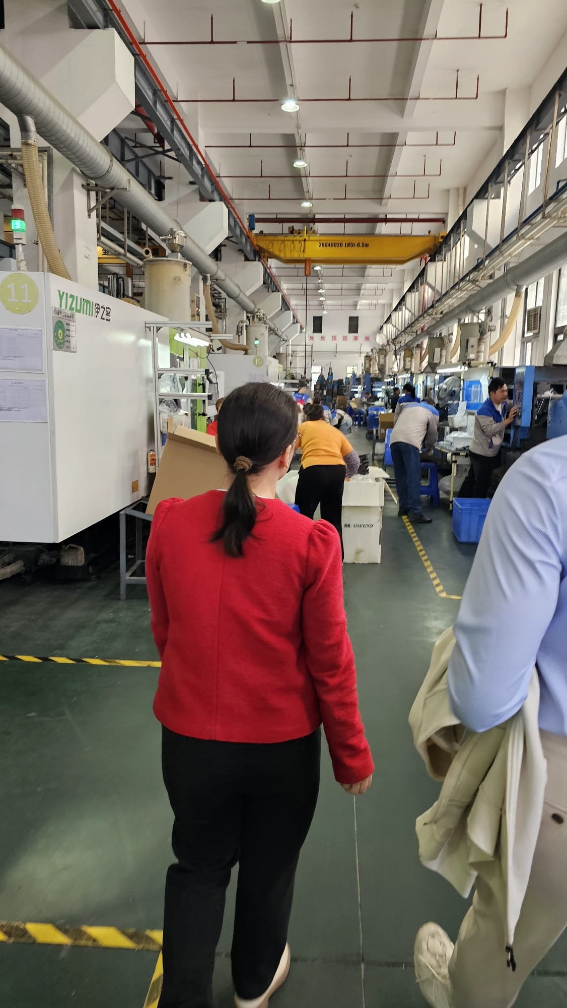 Contrôle qualité et préparation en usine